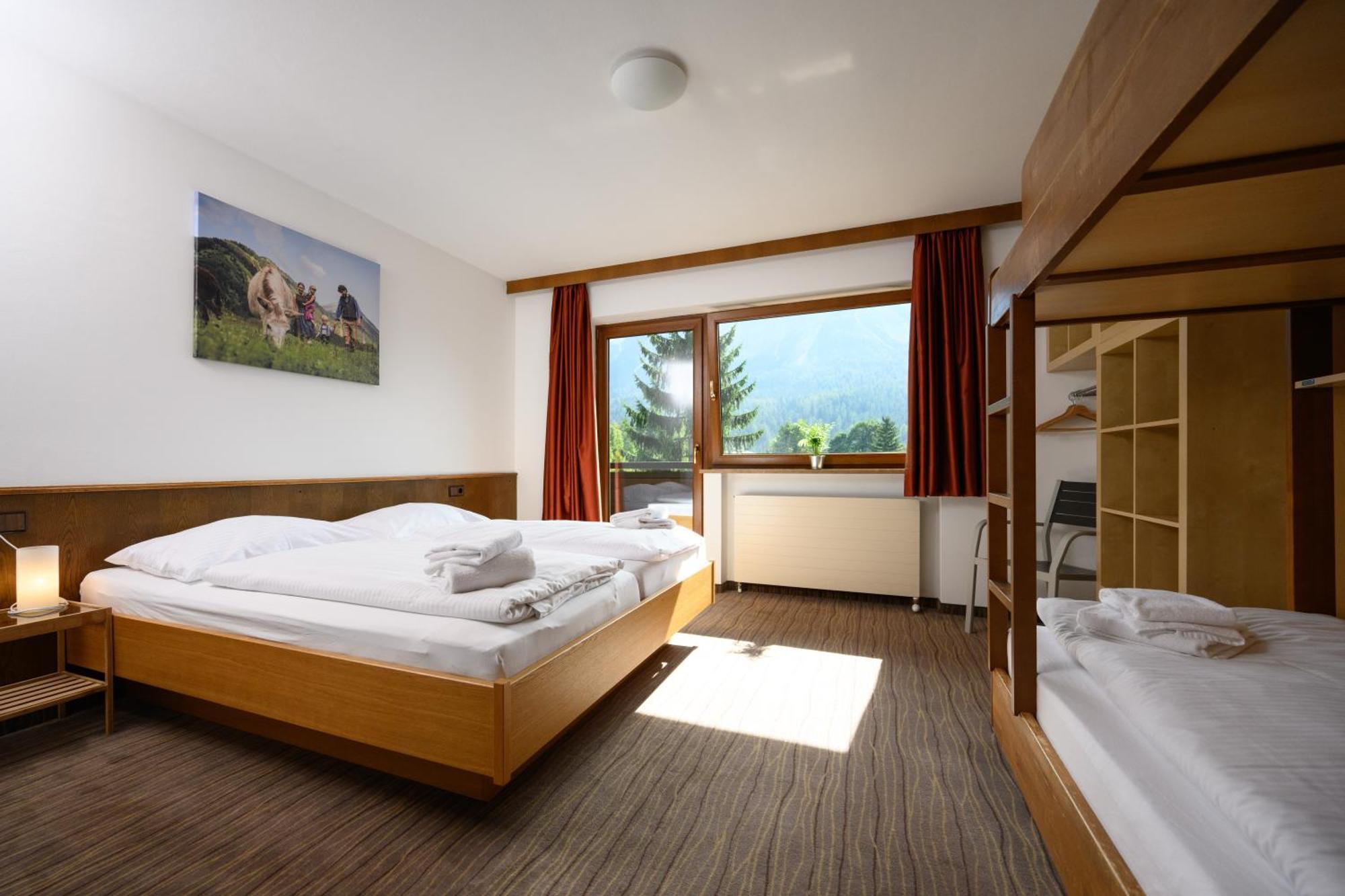 Sonnenburg Hotel Ehrwald Quarto foto